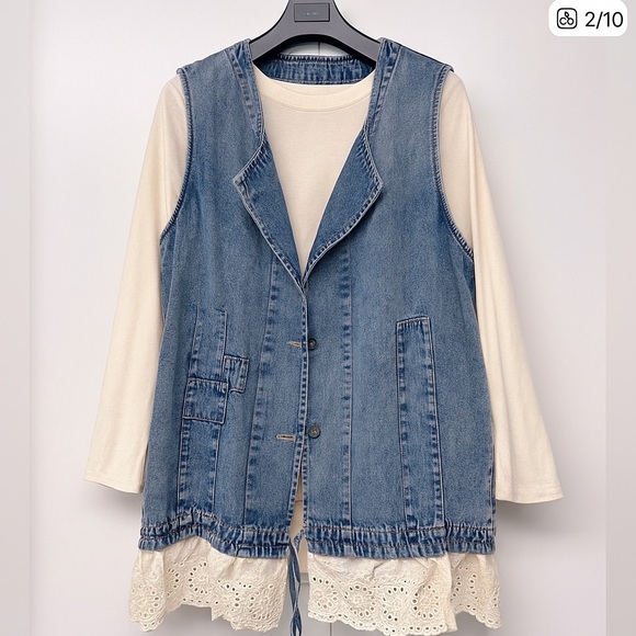 NWT Blue Denim Light Acid Wash Button-up Vest Cream Ruffle hem Eyelet Detail - Picture 2 of 13